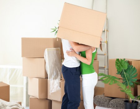 Local packing and unpacking support for residential and commercial moves