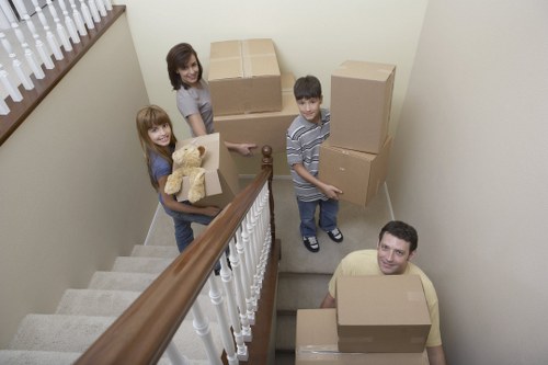 Local moving support for homes and businesses around Sanderstead